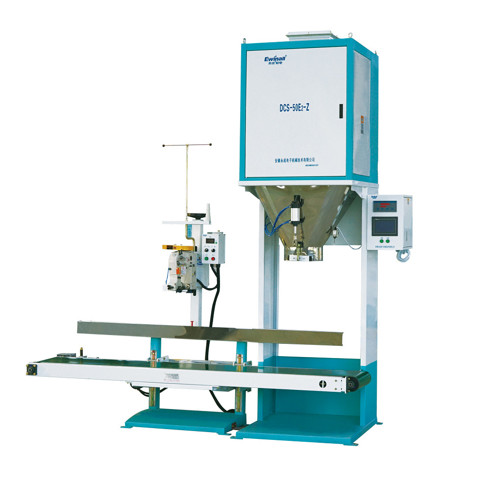 ไม้อัด 10 กก. Ewinall เครื่องบรรจุอัตโนมัติขนาด 1.1KW พร้อมสายพานลำเลียง